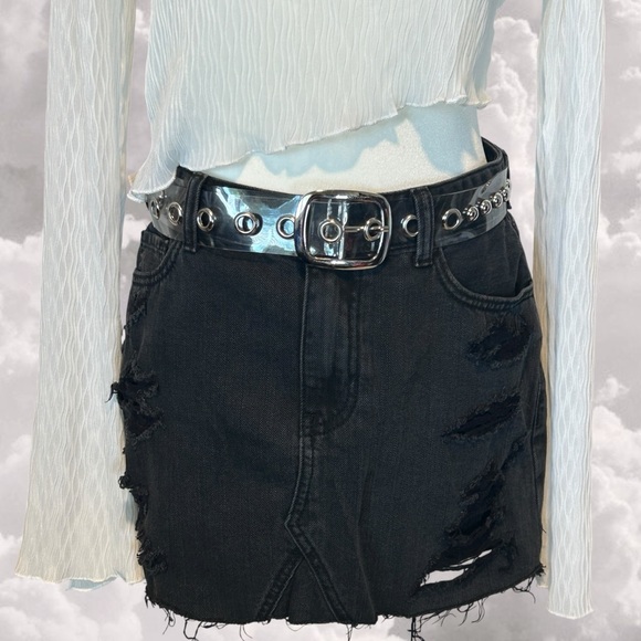 Hollister black distressed denim mini skirt - Picture 1 of 6